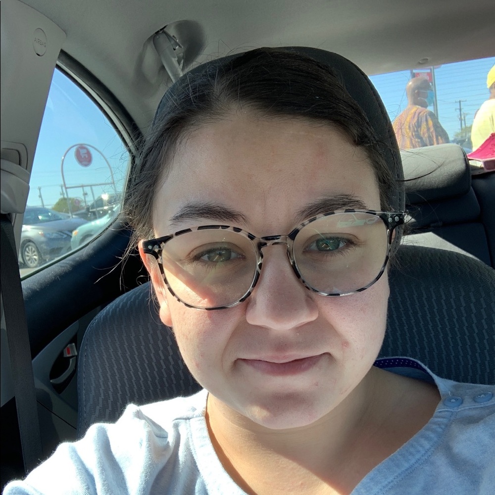 Meet your Posher, Bethani